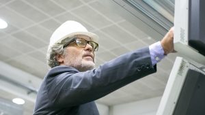 Cuidados Esenciales para Equipos de Preparación Metalográfica.